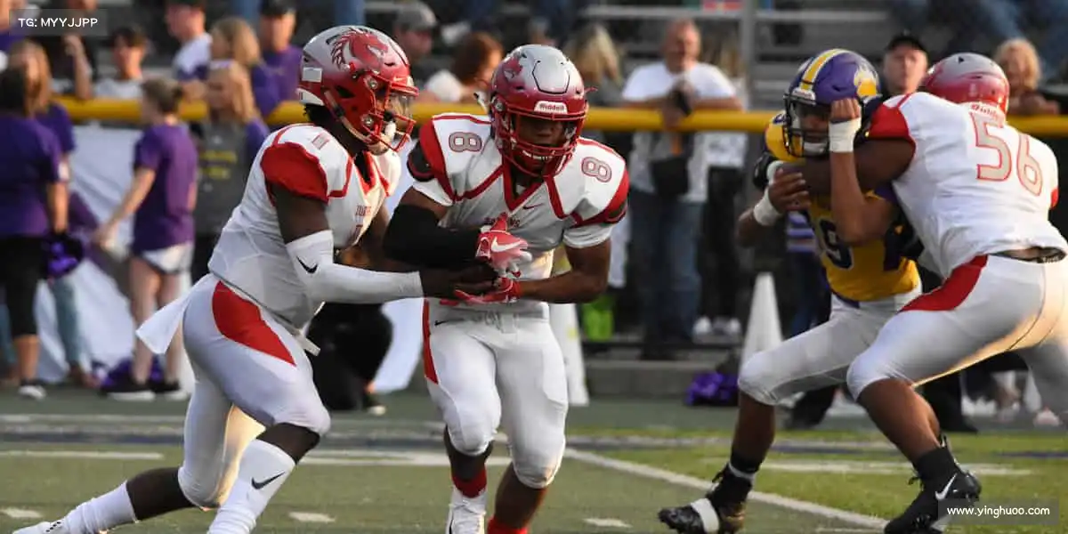 <strong>BG大游</strong>挥动球拍，让羽毛球画出彩虹，汗水就是最美的颜料🏸